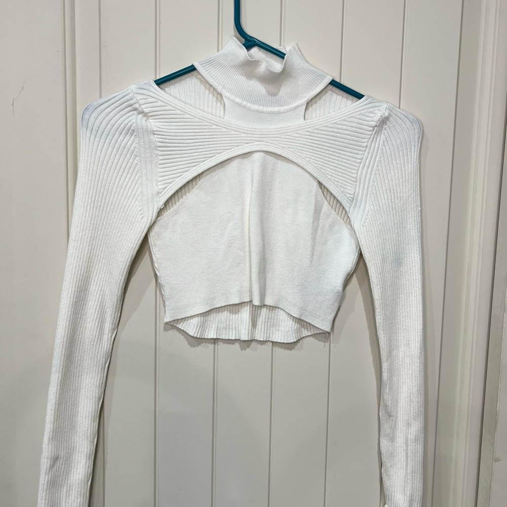 long sleeve crop top S